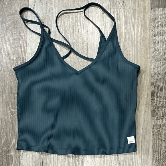 NEW Vuori Rib Crop Tank / Stone size Large - Picture 3 of 6